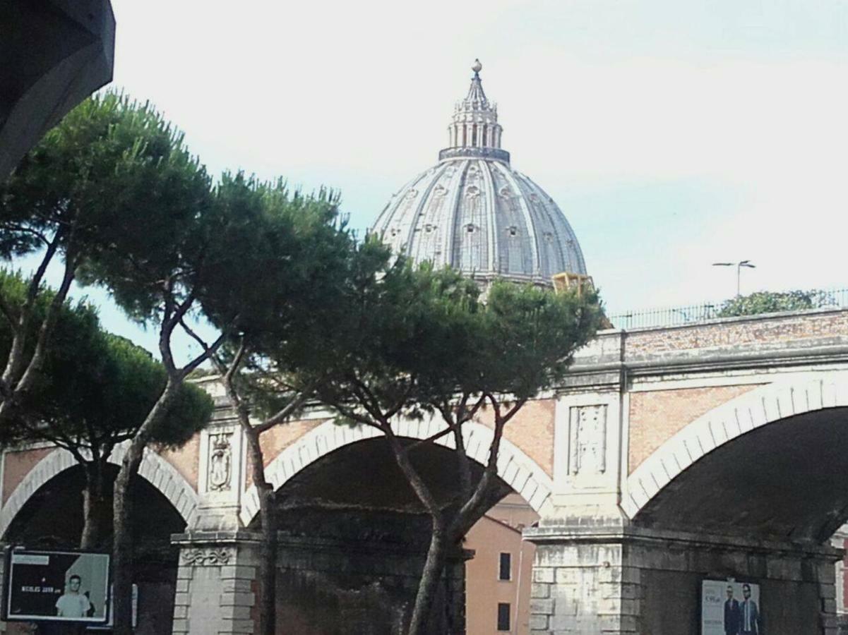 ローマInterno 9 A San Pietroアパートメント エクステリア 写真